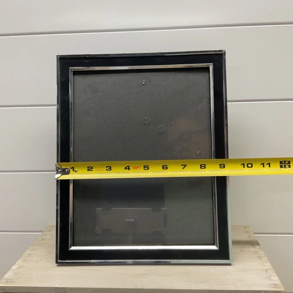 Harbortown Industries Black and Silver Modern 8x10 Picture Frame Wall Tabletop